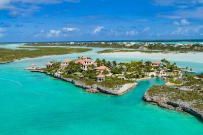 Jet Ski Adventure to Split Rock, Pirates Cove, Iguana Bay Cay