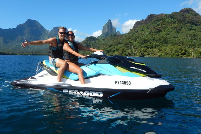 Jet-Ski Découverte 1H00 Jet Ski excursion to Moorea (Single or two-seater) - Who will enjoy this Moorea jet ski tour most