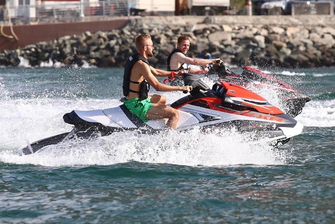 Jet ski Dubai 30 minute Guided Sightseeing Tour - Palm Jumeirah and the view of Dubai’s coast