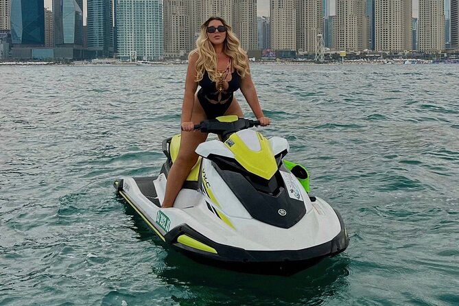 Jet ski Dubai 30 minute Guided Sightseeing Tour - The free photos and the value of the price
