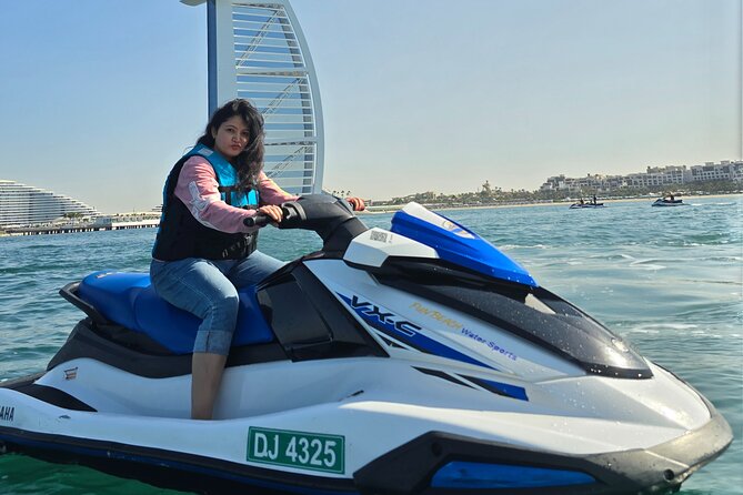 Jet Ski Dubai 30 minutes - Thirty minutes along the Jumeirah coast