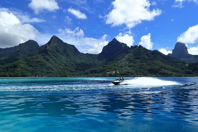Jet-ski excursion 3 hrs Jet ski excursion to Moorea (single or two-seater) - Motu Tiahura and its coral garden