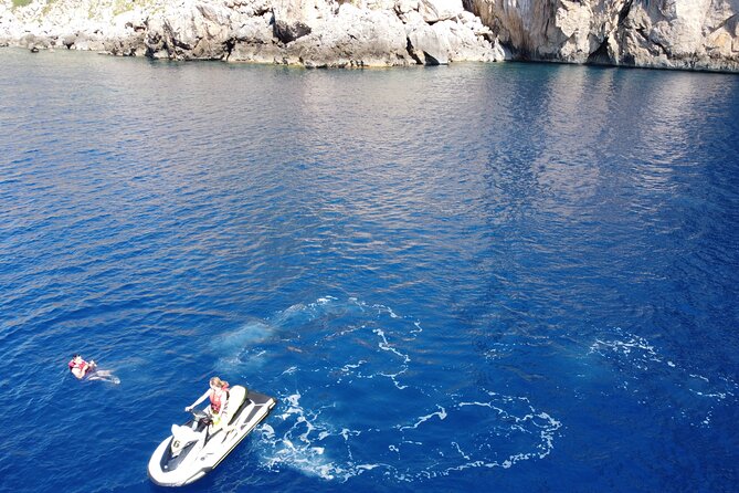 Jet ski excursion from San Antonio (Ibiza) to Es Vedrá - Cala d’Hort and the approach to Es Vedrà