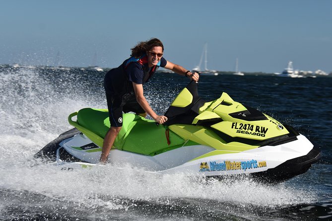 Jet Ski Freeride with Miami Watersports - The speedboat option