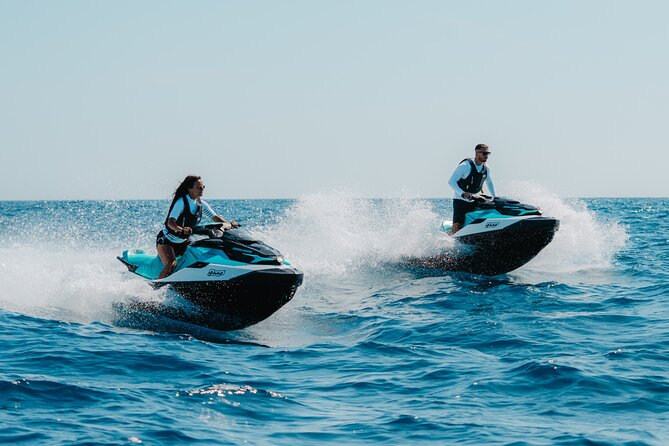 Jet Ski in Cala D'or - Choosing among Cala Ferrera, Cala Mondragó, and Cala Serena