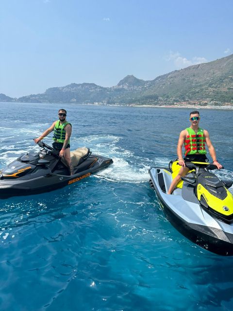 Jet ski Rent in Taormina and Letojanni. Partner White Lotus - How the price compares with the experience