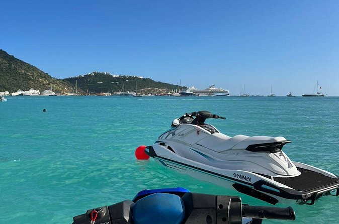 Jet Ski Rental & Beach in St.Maarten + Beach Chairs - Who will enjoy this most