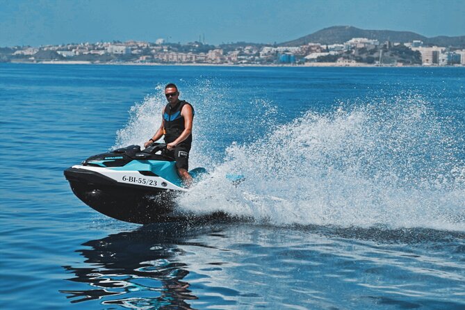 Jet Ski Rental in Fuengirola - Learning to handle the jet ski