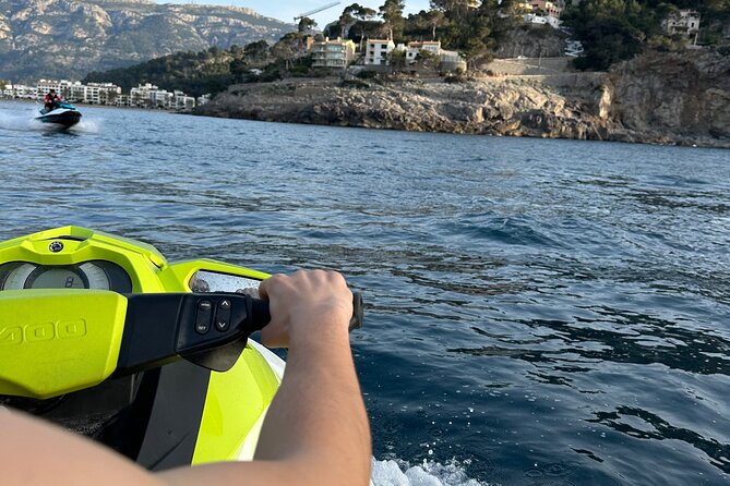 Jet Ski Rental Mallorca - Reaching coves that cars cannot reach