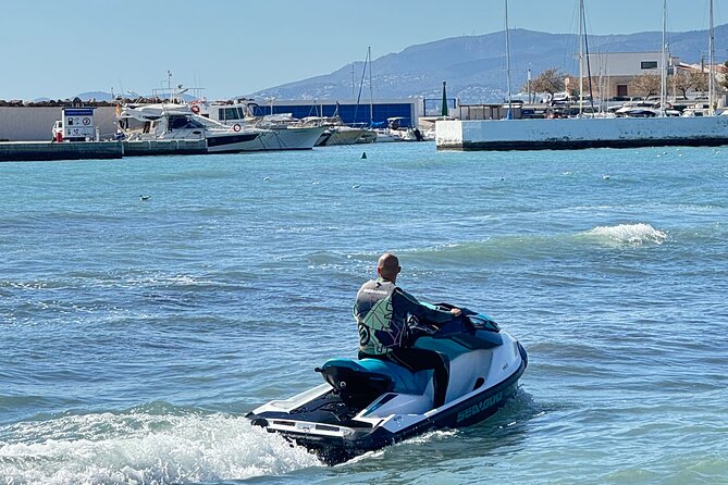 Jet Ski Rental Mallorca - What the equipment and service add to the price