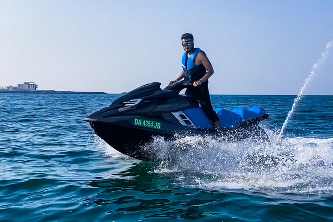 Jet Ski Ride Dubai: Burj Khalifa & Burj Al Arab with Fresh Juice - A Good Choice for First-Time Riders
