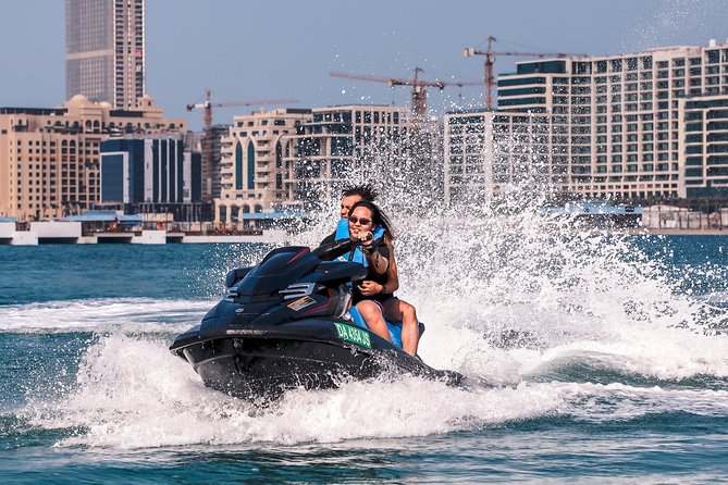 Jet Ski Ride Dubai: Burj Khalifa & Burj Al Arab with Fresh Juice - Photos, Lockers, and Fresh Juice