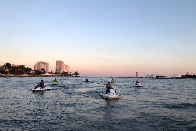 Jet Ski Ride in Fort Lauderdale Beach - The important condition issue: check the jet ski
