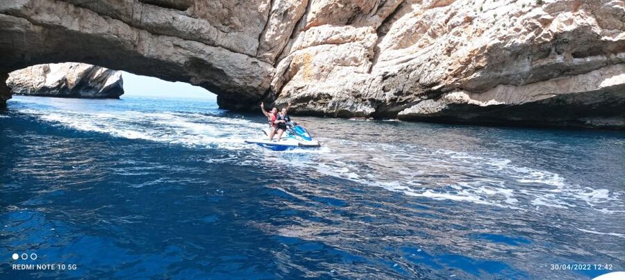Jet Ski to Margaritas Islands from San Antonio - No License - Who will enjoy this Ibiza jet ski trip