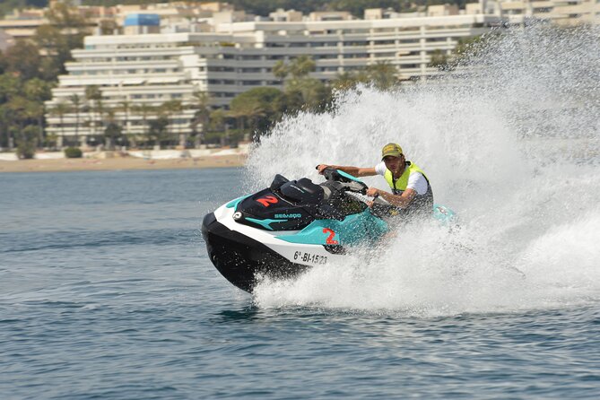 JET SKI TOUR experience in Marbella 30 MINUTES - Getting a first ride without a license
