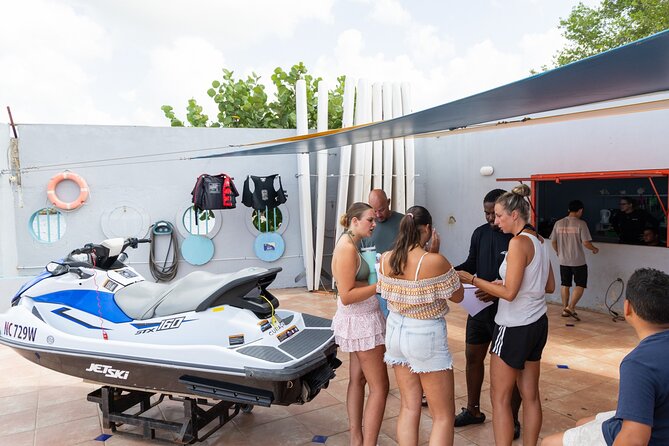 Jetski Adventure Piscadera - Racing along Piscadera Bay and the west coast