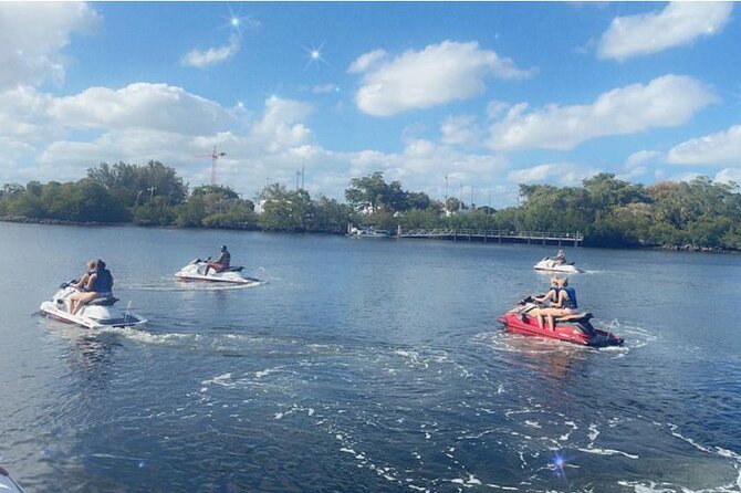 Jetski Rentals - Photos, videos, water, and the small comforts