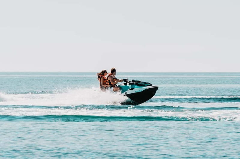 Jetski Tour 30 minutes with free photos - Learning the controls before the ride