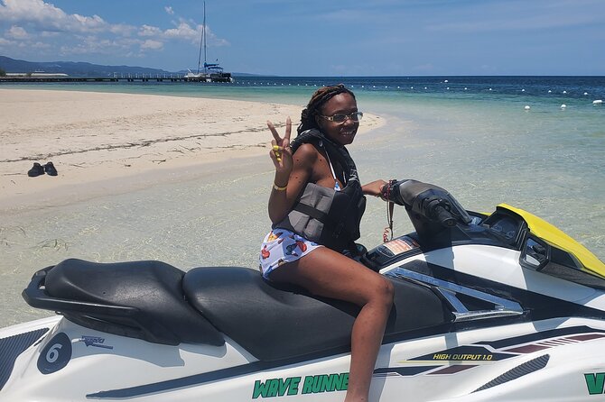 Jetskiing in montego bay from montego bay resorts - Who should book this experience