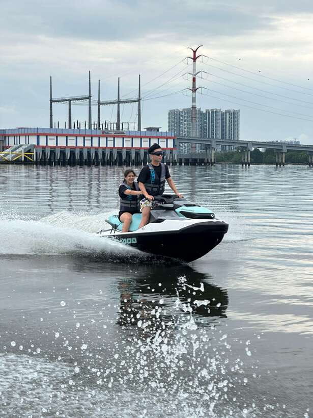 Johor Bahru : Seadoo JetSki 30mins Self Ride Tour (Double) - The 30-minute route toward Singapore