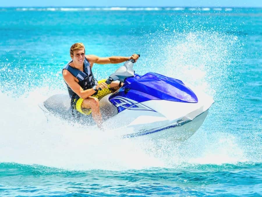 kendwa: jet ski experience - The first run follows the Kendwa shoreline