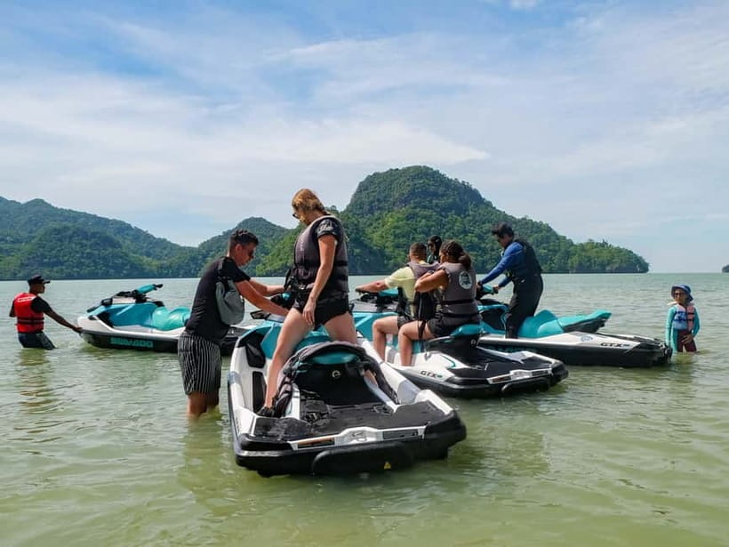 Langkawi: Jet Ski Tour Island Hopping 3 Hour Experience - What the $133 price includes