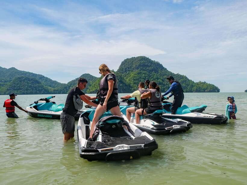 Langkawi: Jet Ski Tour Island Hopping Dayang Bunting - Who will enjoy this most?