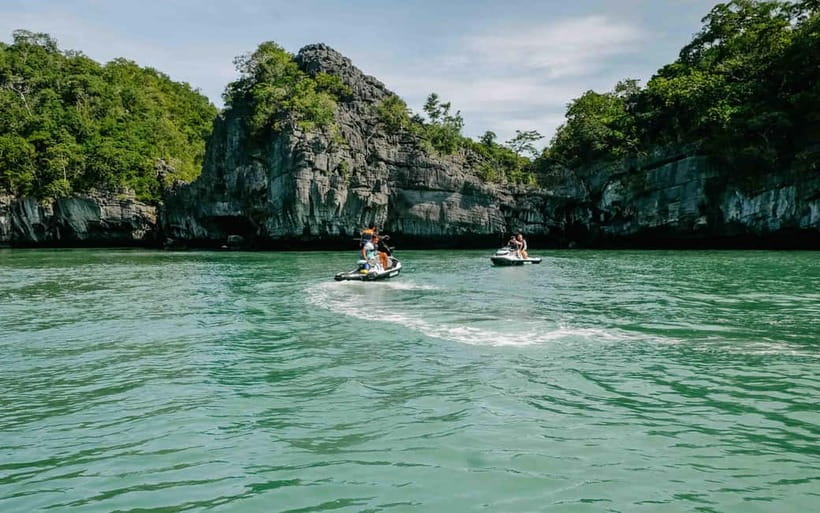 Langkawi: Jet Ski Tour UNESCO Kilim Geopark Free Video - Crocodile Cave by jet ski