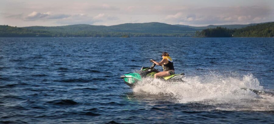 Laurentians: Jetski experience - What the $125 price really covers