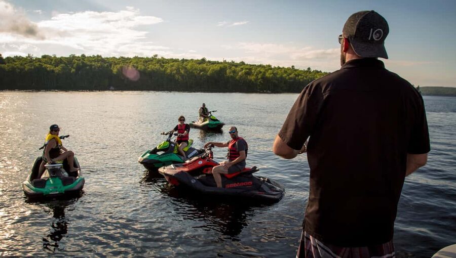 Laurentians: Jetski experience - Practical limits and small costs to plan for