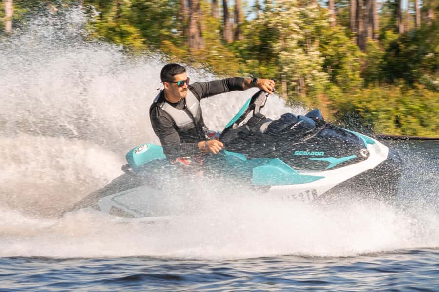 Luxe Jet Ski Rental Orlando/Clermont-Things to do in Orlando - Practical timing, cancellation, and language details