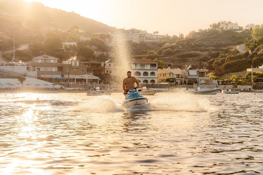 Lygaria Beach: Jet Ski - The ride itself: quick speed and open water