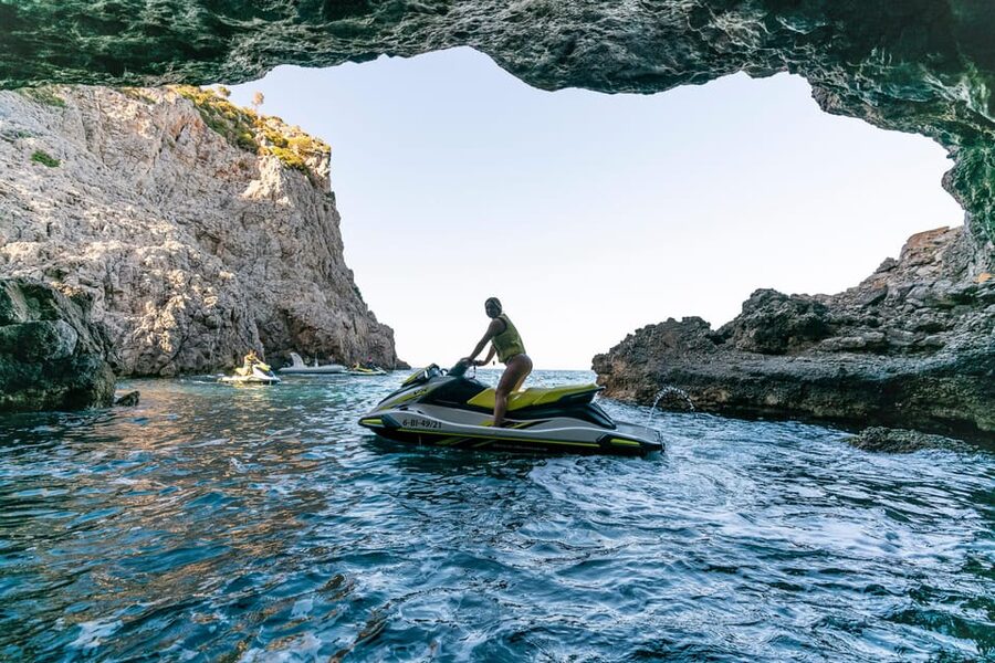 Mallorca Alcudia: Jack Sparrow Cave Jet Ski Tour - Why Jack Sparrow Cave is the focus