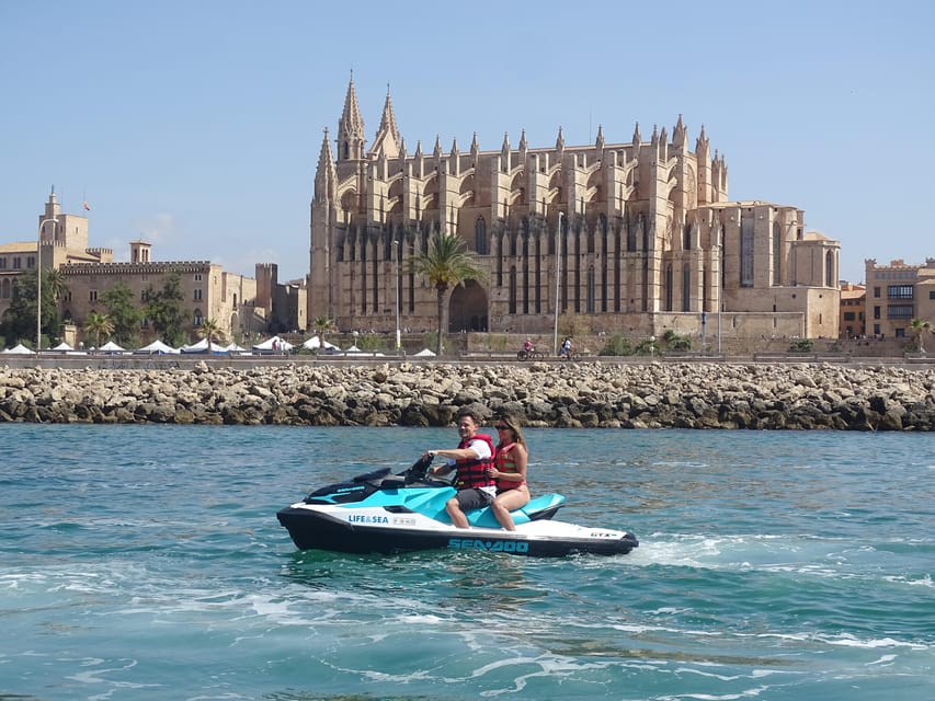 Mallorca: Palma Beach - 55 minutes Jet Ski Excursion - Caves, a natural reserve, and time for photos