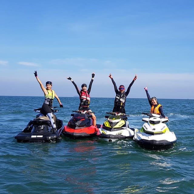 Malta: Jet Ski Rental - Learning the controls before you ride
