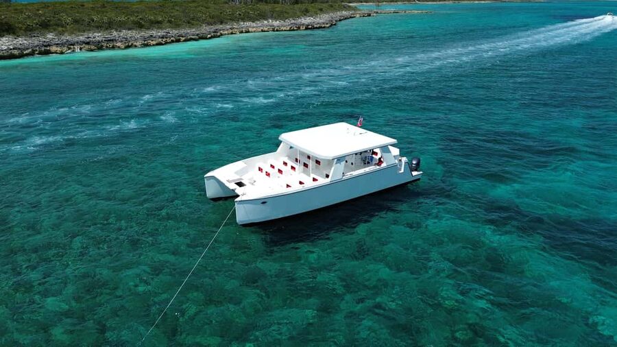 Mansa Bay w/ Swimming Pigs, Banana Boat, JetSki & Snorkeling - Snorkeling in the warm Caribbean Sea