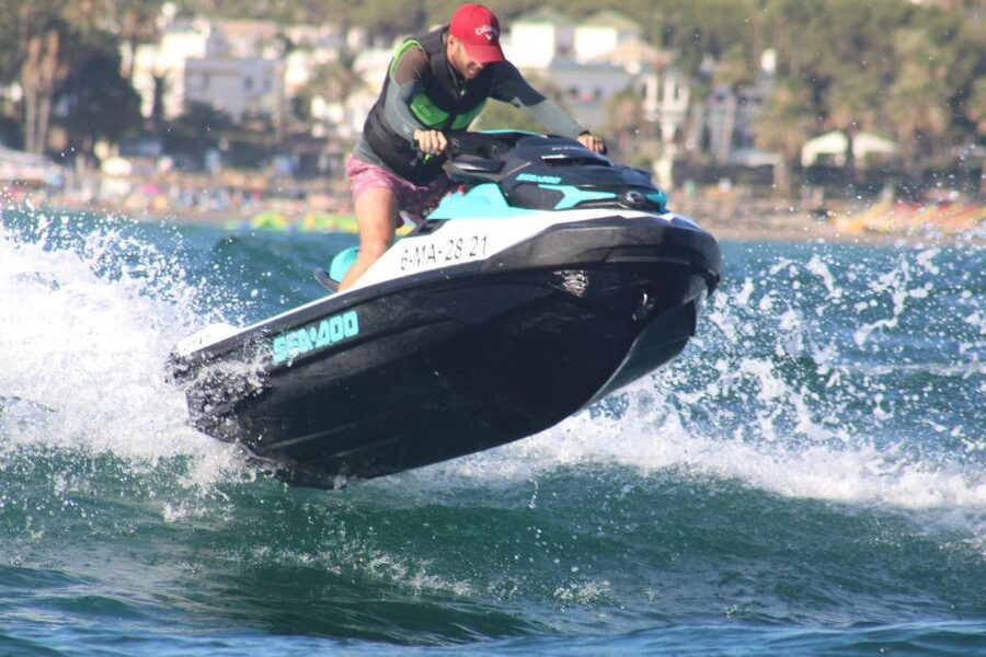 Marbella: Jetski tour along the coast of Marbella - One hour along Marbella’s coast