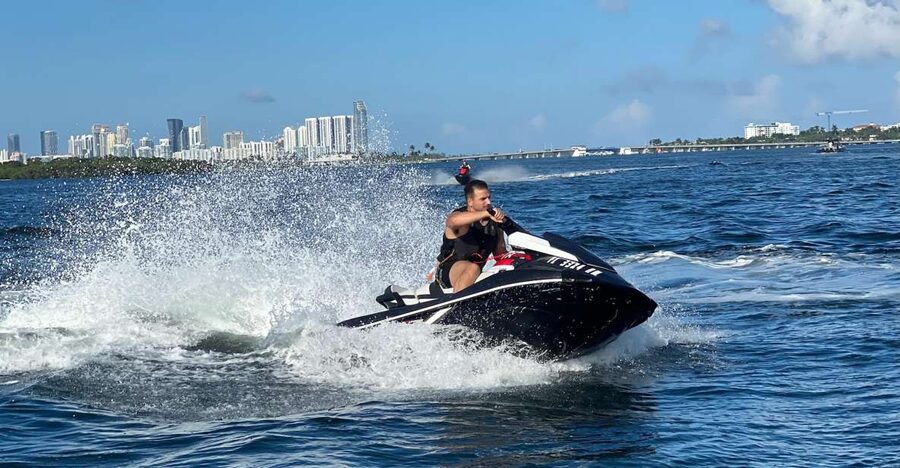 Miami: Biscayne Bay Jet Ski Rental - Launching From the Marina