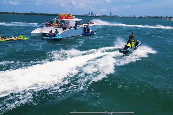 Miami Catamaran & Watersports: Jet Ski, Banana Boat & Drinks - The opening cruise: seven Miami views in one route