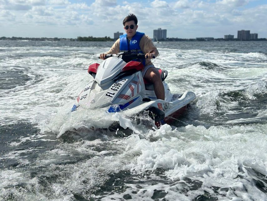 Miami: Miami Beach Jetski Ride with Boat and Drinks - My booking advice