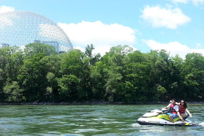 MONTREAL Jet Ski Sunset tour - What the one-hour format does well