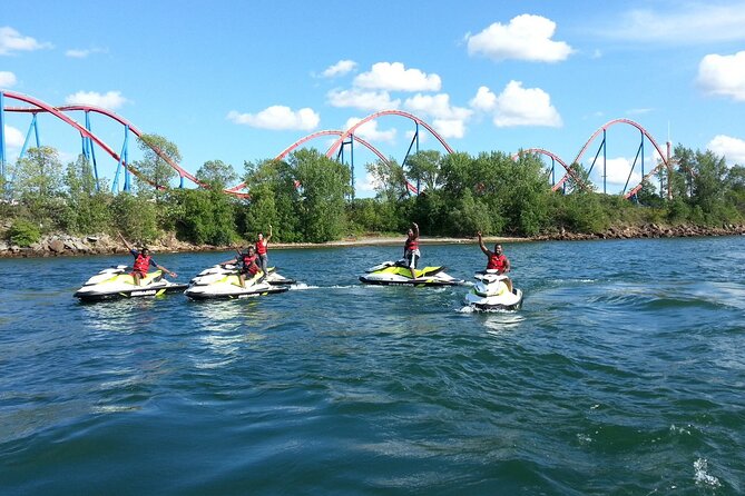 MONTREAL Jet Ski Sunset tour - Who will enjoy this ride most