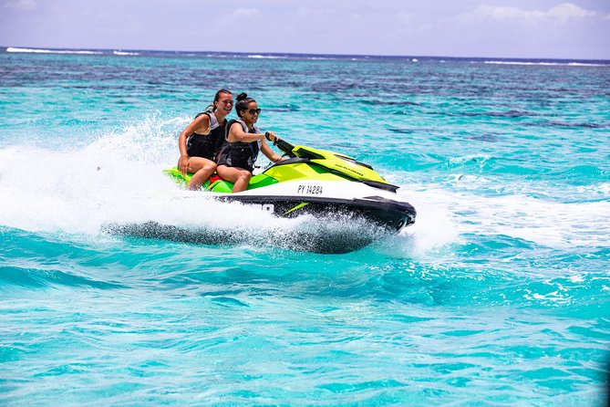 Moorea Explorer Jet Ski tour - Dolphins and seasonal whales