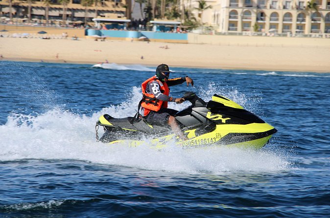 New Jetski Adventure in Cabo San Lucas Bay with Hotel Pickup 1hr - The transportation detail you should settle early