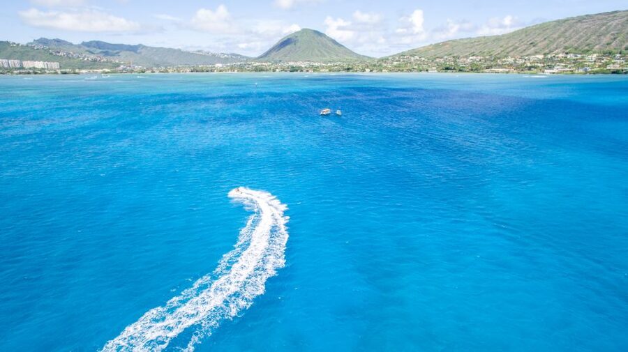 Oahu: Tandem Jet Ski Adventure on Maunalua Bay - Who will enjoy this most