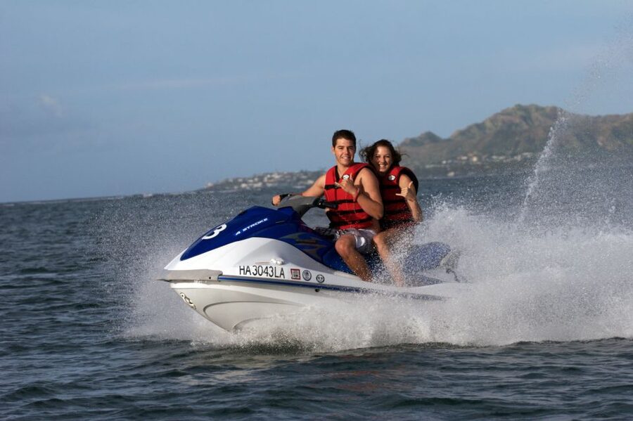 Oahu: Tandem Jet Ski Adventure on Maunalua Bay - The water taxi adds a useful first chapter