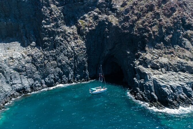 Ocean Pack Tenerife Jet Ski and Yacht Whale Watching - What the $156.07 price really buys