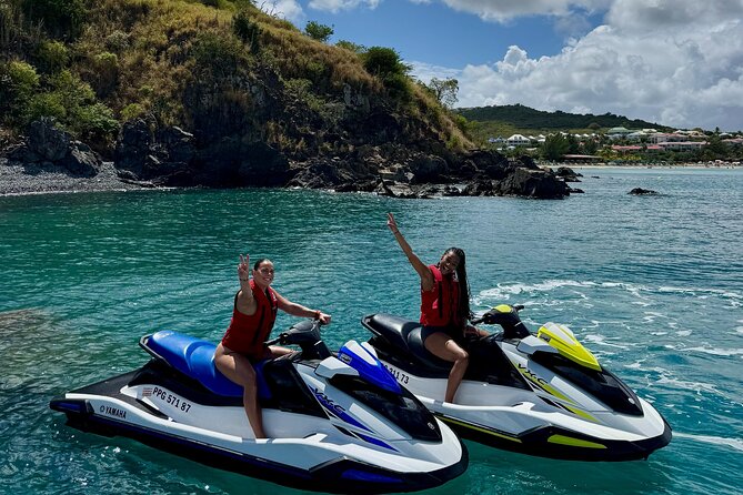 One hour private jet ski tour in Saint Martin with free passenger - A final look around the backwater bay
