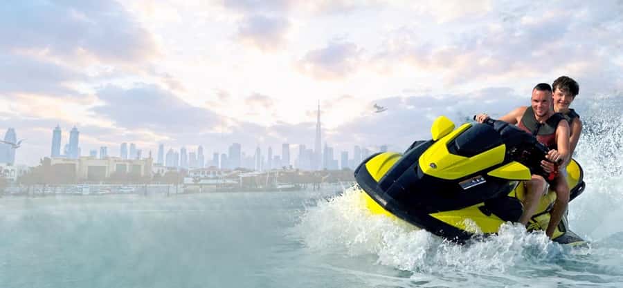 Palm Jumeirah Tour: 90-Minute Jet Ski Adventure in Dubai - Timing, flexibility, and what to bring