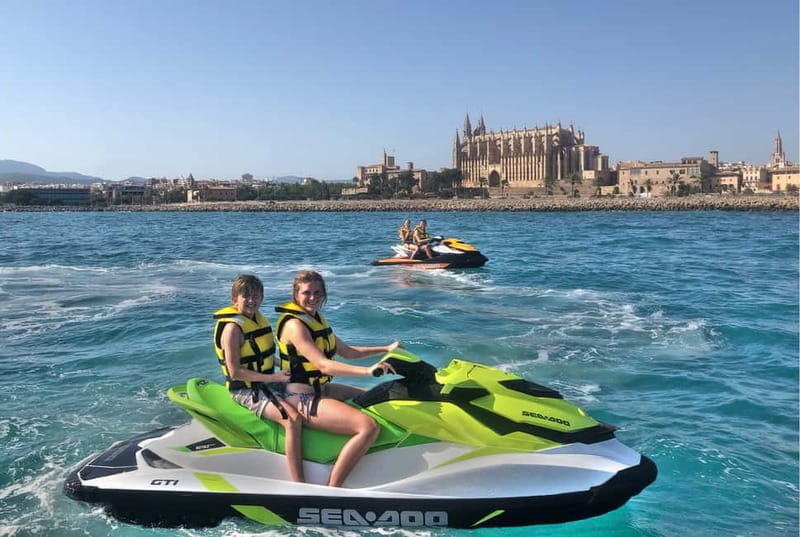 Palma de Mallorca: Jetski Tour to Palma Cathedral - Safety Equipment and the First Instructions